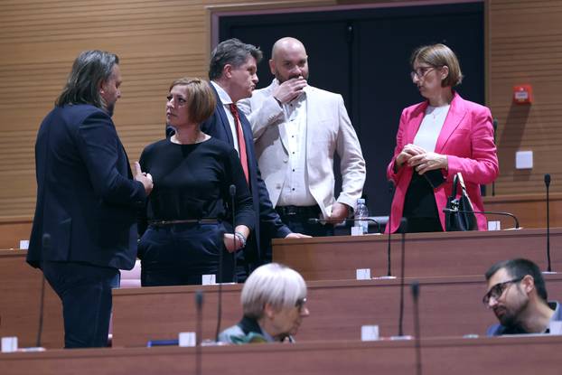 Zagreb: Pocela 7. sjednica Hrvatskoga sabora