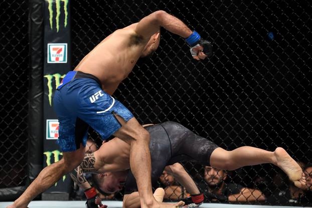 MMA: UFC 220- Almeida vs Font