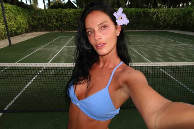 FOTO Argentinski as dobio prvo dijete! Prekrasna Oriana 'cvate' od sreće, uskoro sele iz Rima?