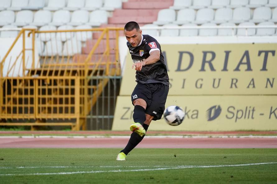 Utakmica iza slabo zatvorenih vrata: Što ćete, pobijedili su Hajduk i to im je velika vijest