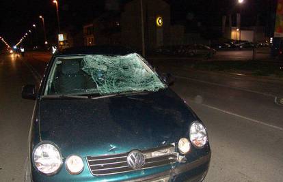 Osijek: Naletio autom na biciklista i usmrtio ga