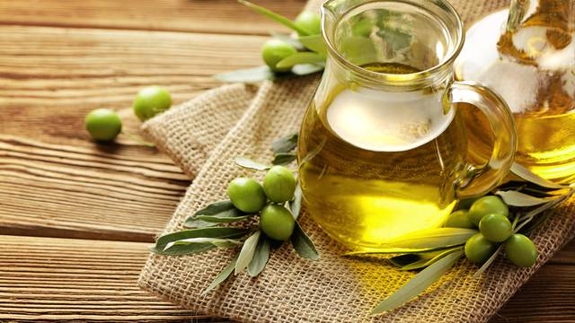 Ne dajte se zavarati: Dobro maslinovo ulje nema ove stvari