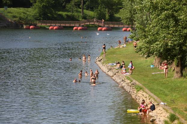 Osvježenje u rijeci Korani