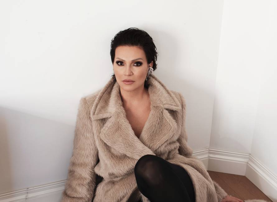 Nina Badrić nakon 15 godina izdala novi album: Predstavlja ga pjesmom "Nismo djeca"