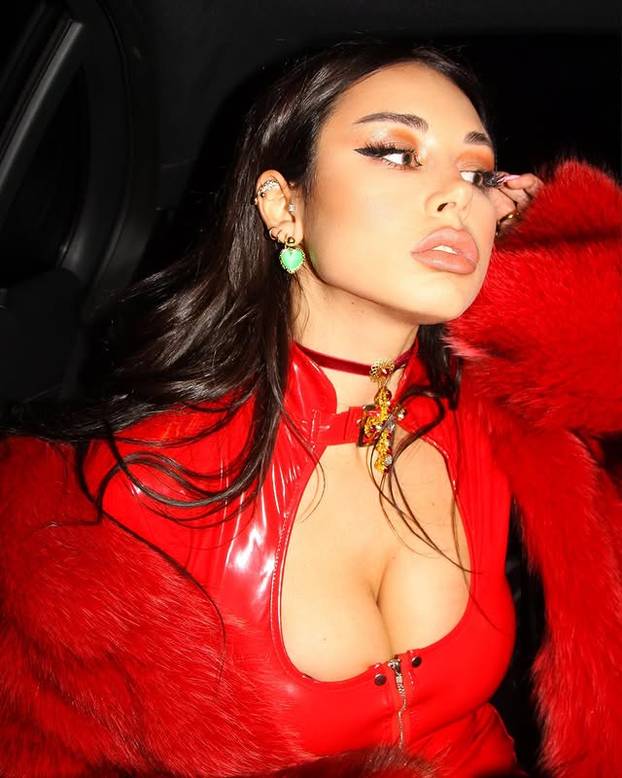FOTO Neočekivano seksi: Čak je i trudnoću učinila glamuroznom