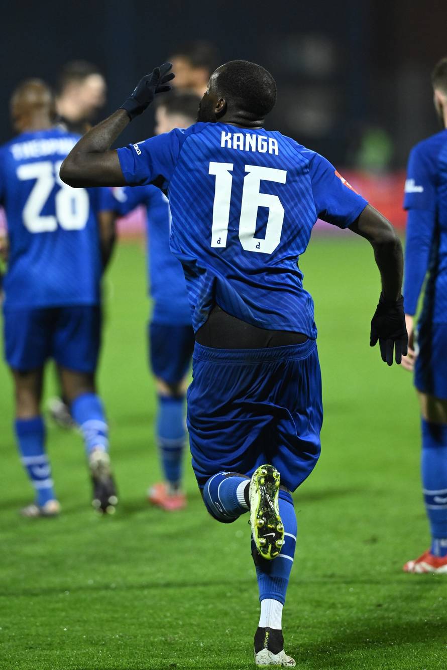 VIDEO Dinamovac je odgovorio Jošku Jeličiću? Kanga zaradio 3000 eura pa spustio hlačice