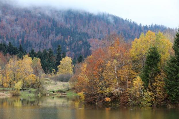 Delnice: Boje jeseni u Gorskom kotaru