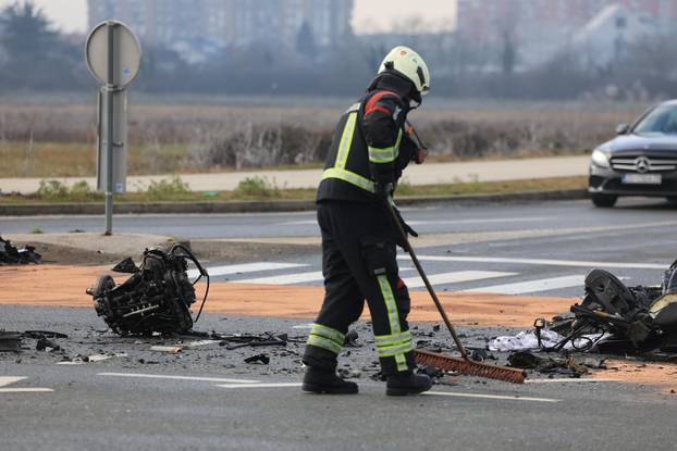 Velika Gorica: Automobilom sletio s ceste pa udario u stup