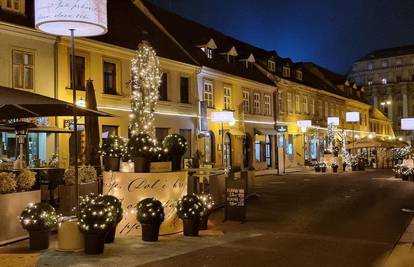 Stara Vlaška je nova lokacija na Adventu u Zagrebu, djecu opet vozi Veseli božićni tramvaj