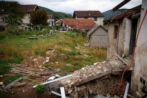 Prošlo je godinu dana od katastrofalnih poplava u BiH, evo kako Donja Jablanica izgleda danas