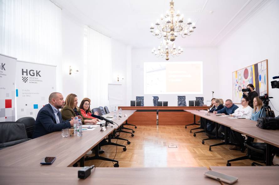 Zagreb: Konferencija za medije o baterijskim spremnicima električne energije