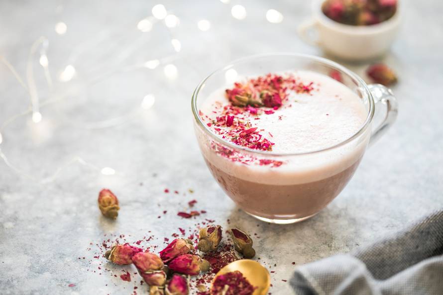 Rozi Moon Latte odličan je za bolji san i djeluje protuupalno