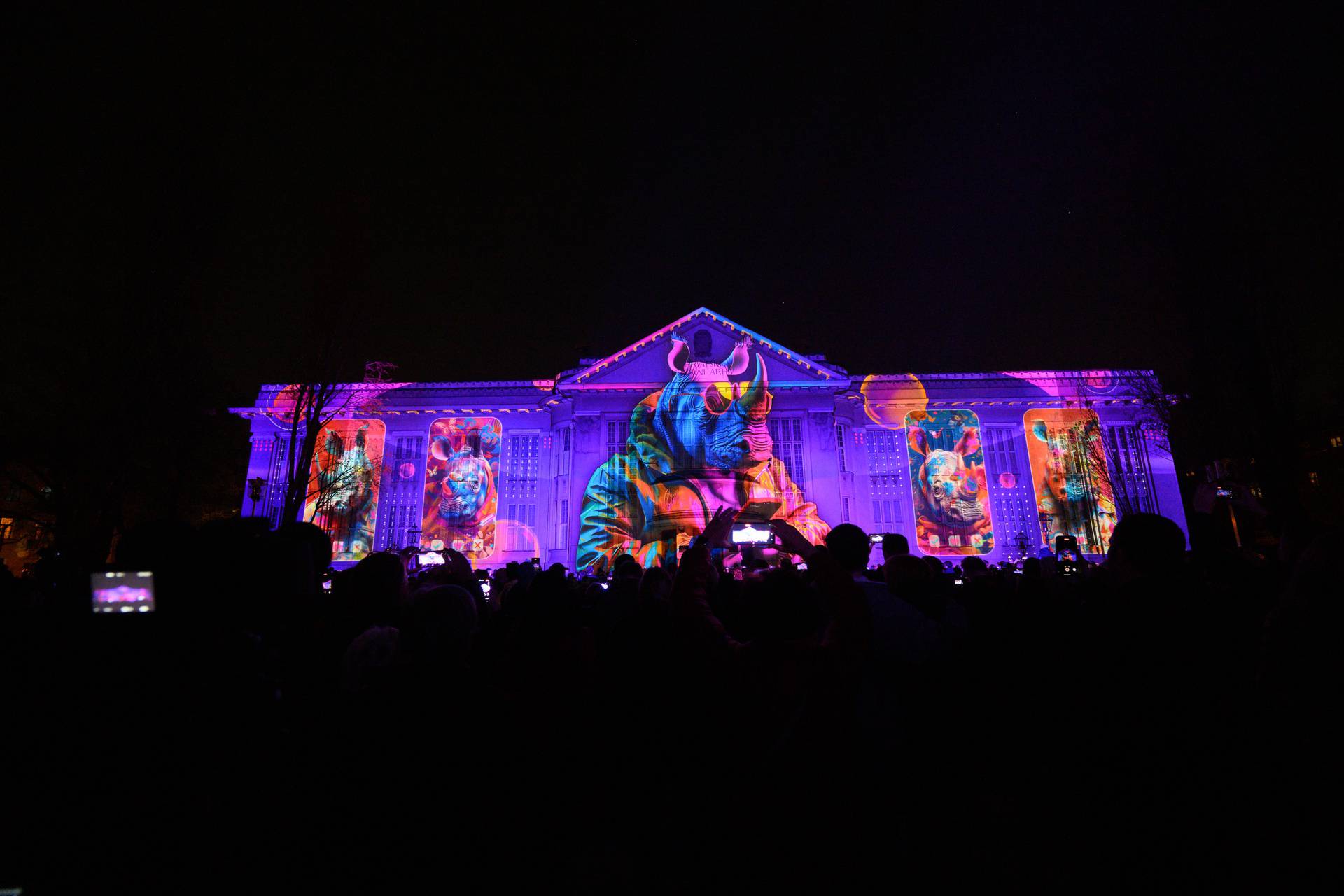 Zagreb: Na Trgu Marka Marulića svečano otvoren ovogodišnji Festival svjetla