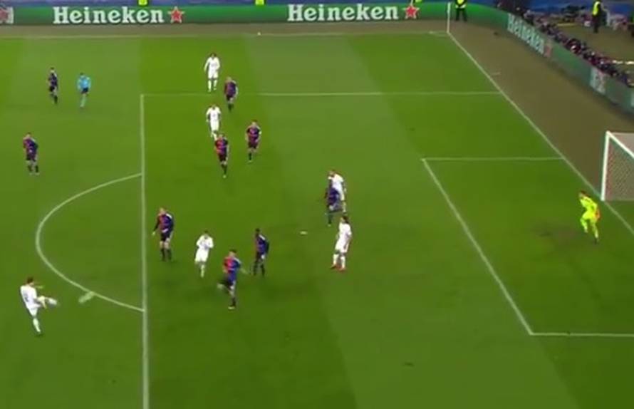 Noć prekrasnih golova: Zabijali Hamšik, Özil, De Bruyne, Zuffi