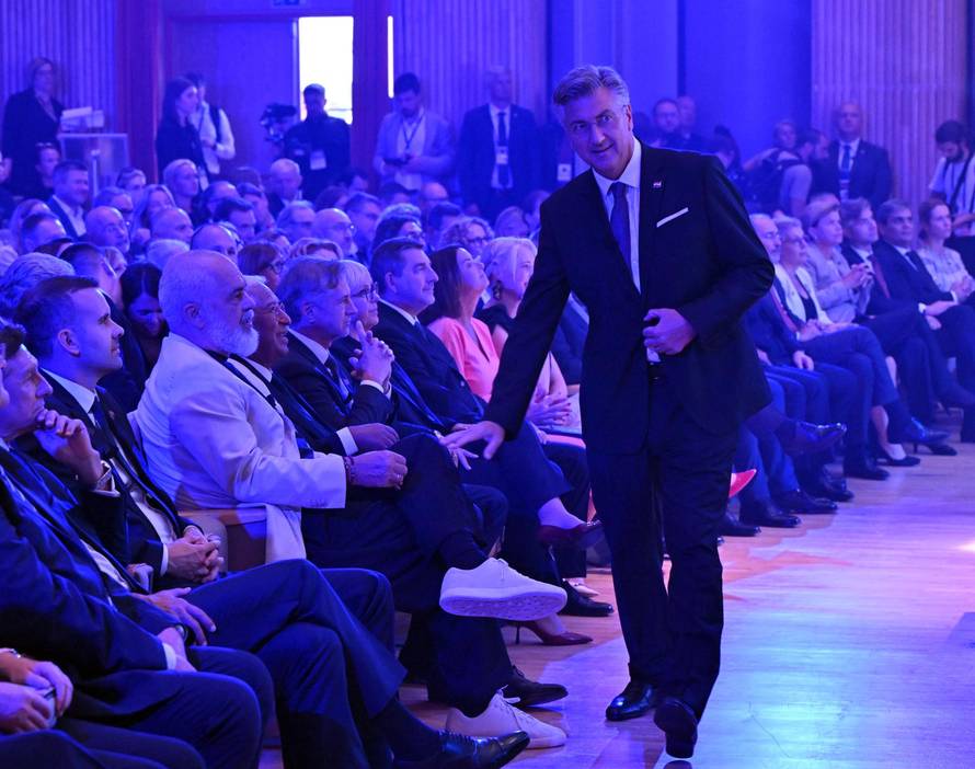 20. Strateški forum na Bledu