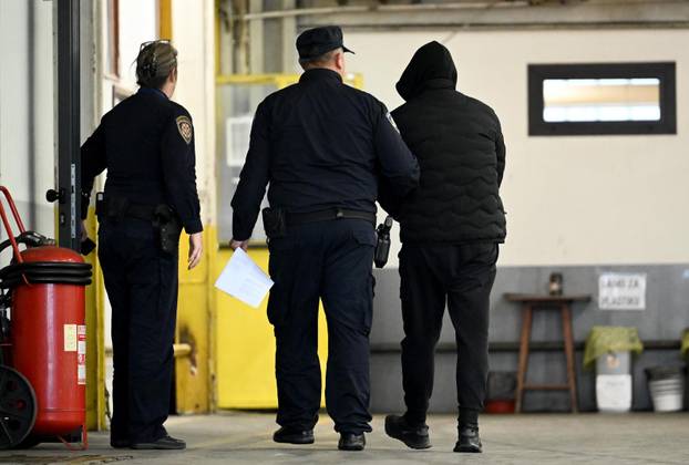 Zagreb: Privođenje uhićenih povezanih sa slučajem bolnice u Jankomiru