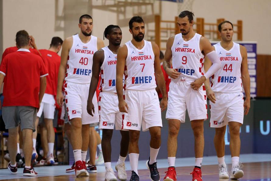 Opatija: Prijateljska košarkaška utakmica, Hrvatska - Mađarska