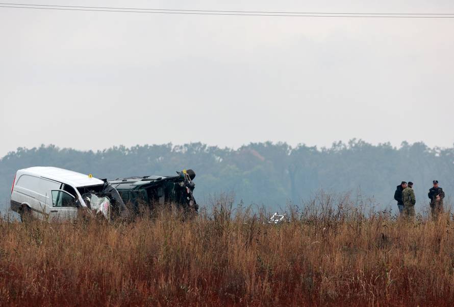 Policijski očevid na mjestu nesreće ministra Banožića gdje je jedna osoba poginula