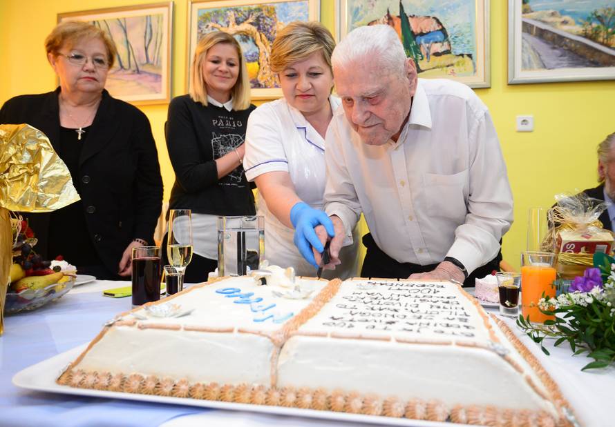 Marko je napunio 100 godina: 'Jedem sve i pijem slatku kavu'