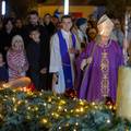 Nadbiskup Hranić u Osijeku upalio prvu adventsku svijeću. Počela proslava Dana grada