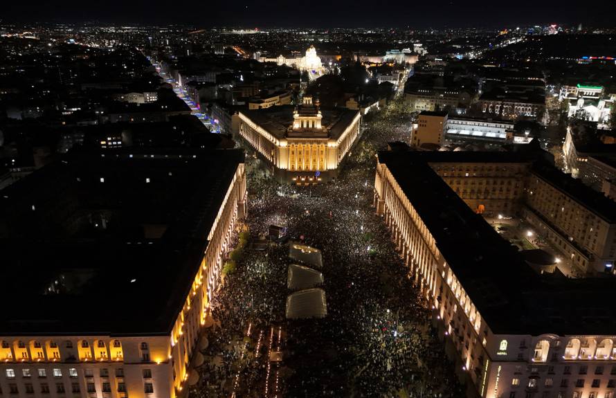 Bulgaria's opposition protests state budget, in Sofia