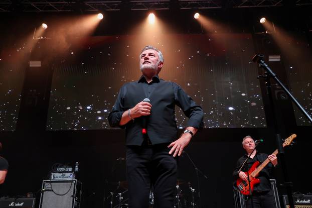 Frankfurt: Hrvatska noć u Suwag Energie Areni