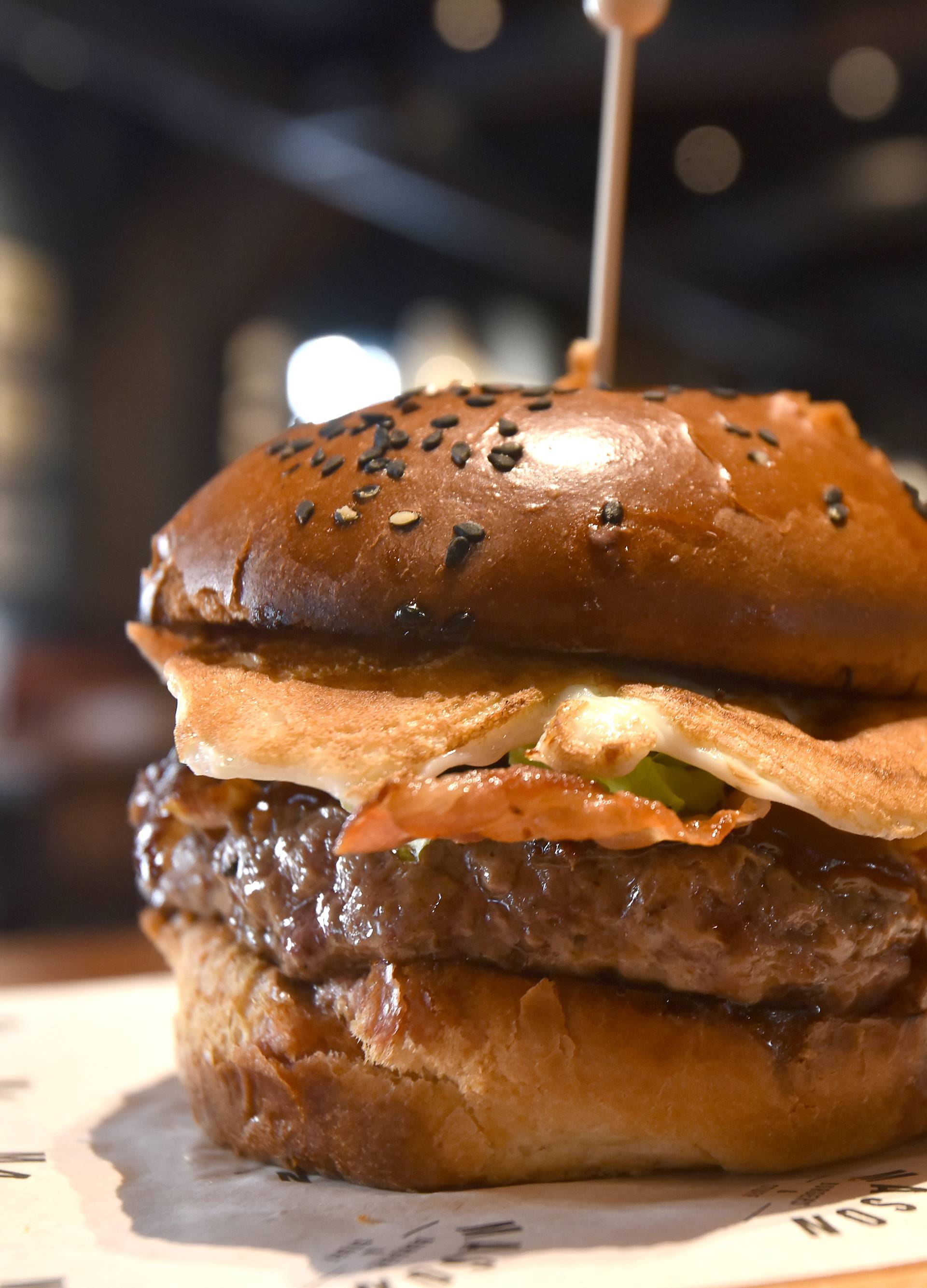 Za prste polizati: Otkrili smo tajnu našeg najboljeg burgera