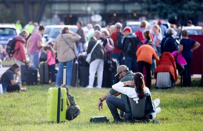 Blokirali aerodrom u Sarajevu, dobili su dojave o bombama