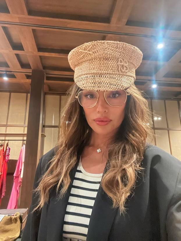 FOTO Severina produžila ljeto u Bodrumu: 'Najljepša žena!'