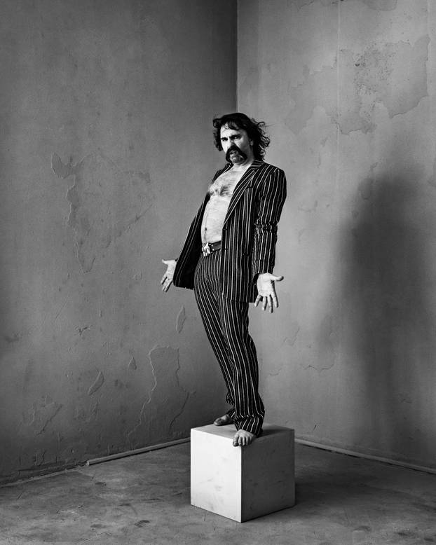 Mladi Mrle na nikad viđenim fotografijama: Ostao je jednako dlakav, slavni časopis ga odbio