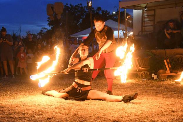 Koprivnica: Vatroshow na Renesansnom festivalu