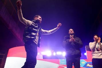 Rijeka: Do&ccaron;ek za bron&ccaron;ane rukometa&scaron;e Tina Lu&ccaron;ina, Verona Na&ccaron;inovi&cacute;a, Filipa Glava&scaron;a, Dinu Slavi&cacute;a