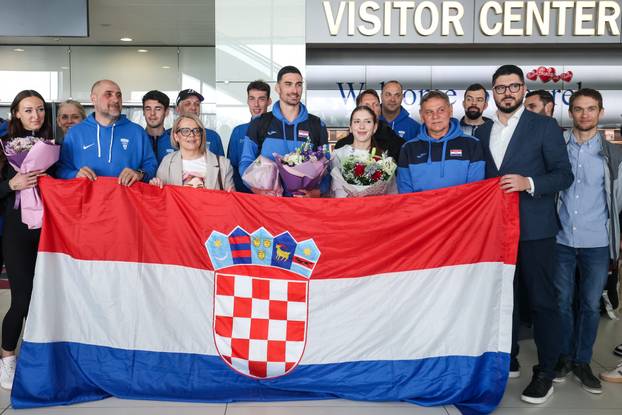Zagreb: Atleti&ccaron;ar Marino Bloudek sletio u Zagreb nakon povijesnog uspjeha
