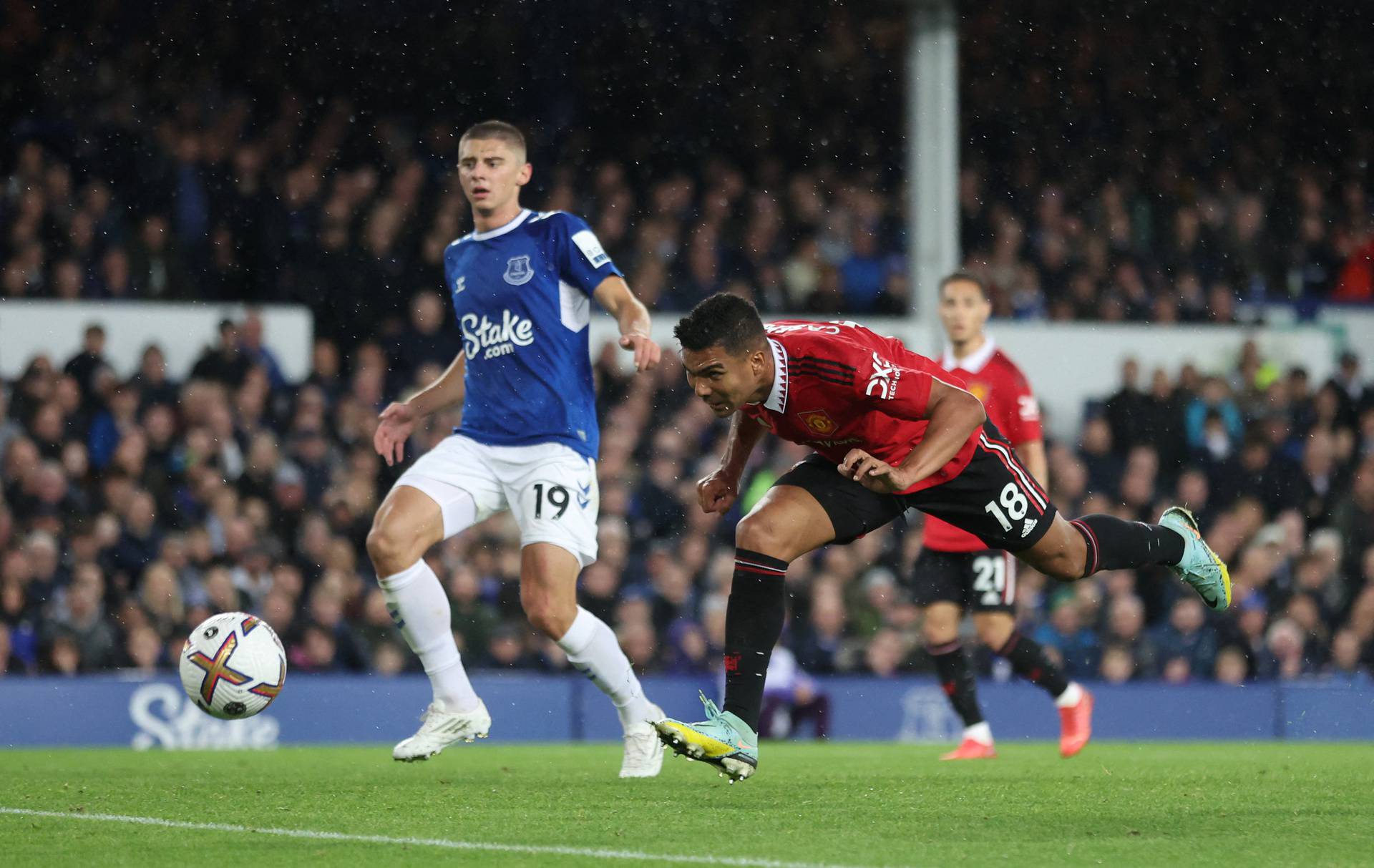 Premier League - Everton v Manchester United