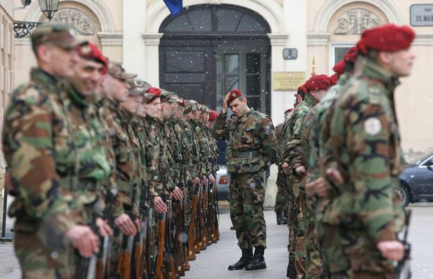 ARHIVA - 18.02.2005. Zagreb: Inauguracija predsjednika Republike Hrvatske Stjepana Mesića