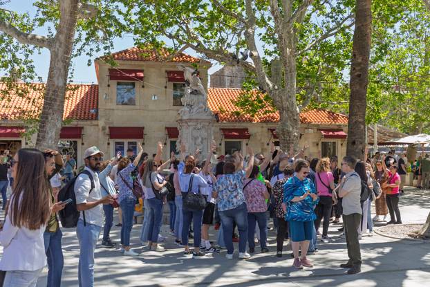 Dubrovnik: Velike gužve unutar povijene jezgre grada.