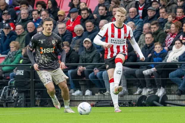 PSVC Eindhoven vs. FC Volendam, Fussball, Eredivisie, 14. Spieltag, Saison 2025/2026, 30.11.2025