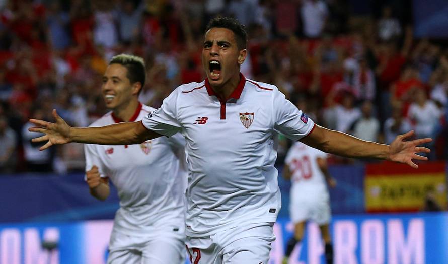 Sevilla v Olympique Lyon - UEFA Champions League group stage