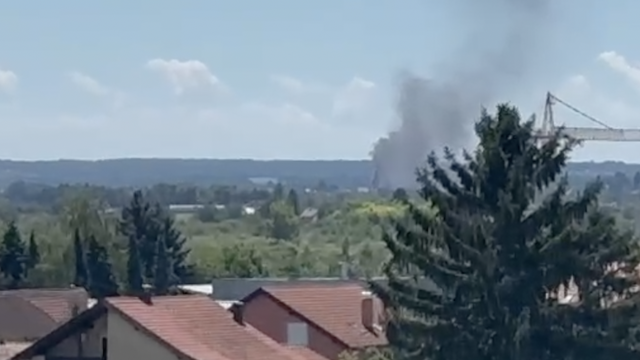 VIDEO U Zagrebu gorjela garaža u kojem je bio viljuškar na plin