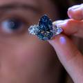 VIDEO Prodaje se plavi dijamant od 17,6 karata: Najčišći i najveći je na svijetu. Cijena? Sitnica!