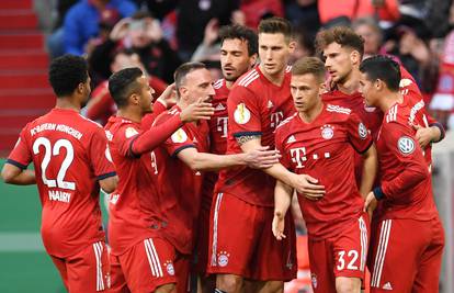 Bayern lako, opet se vratio na vrh, umro navijač Hoffenheima