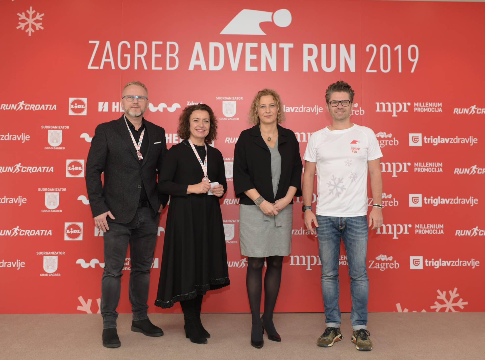 Produljene prijave: Maskirajte se i trk na Zagreb Advent Run