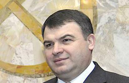 Ruski ministar obrane Serdjukov dao ostavku