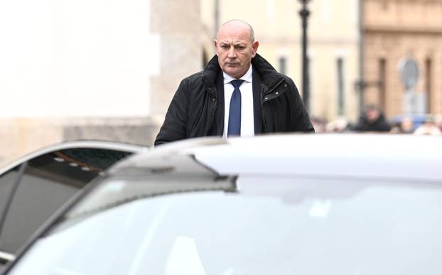 Zagreb: Dolazak na sjednicu Vije&cacute;a za nacionalnu sigurnost i Vije&cacute;a za obranu