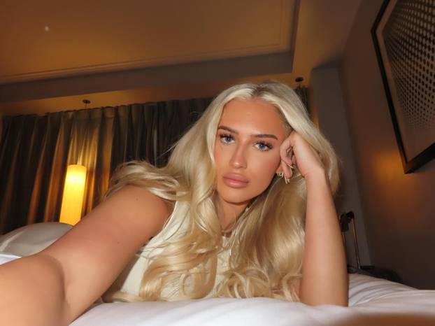 FOTO Prelijepa plavuša osvojila je sina boksačke legende. Priča njih dvoje zaista je nevjerojatna