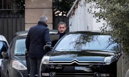 Sarkozy ne smije kontaktirati bivše suradnike: 'Žalit ću se'