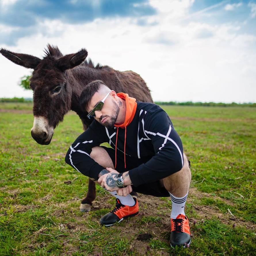 'Roditelji su me sponzorirali, a danas punim Arene i vrtim keš'