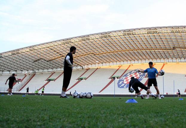 Split: Dolazak nogometaša Deportiva na uzvratnu utakmicu protiv Hajduka