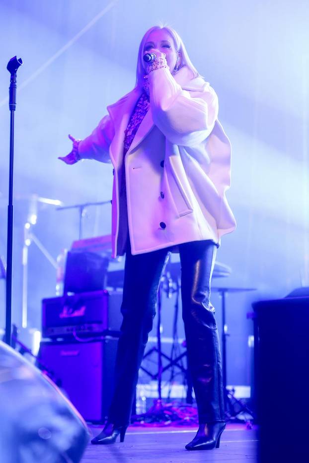 Jelena Rozga u Sarajevu održala Novogodišnji koncert