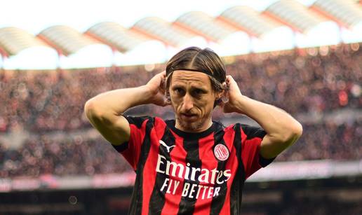 Nema stajanja, veliki Luka i u 2026. godini balun &cacute;e juriti, a svijet mu se divi i klanja...